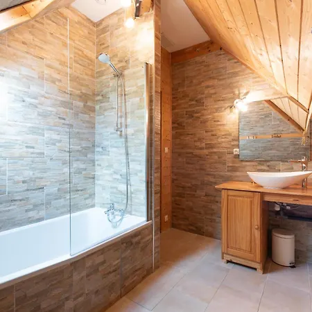 Holiday home Maison Zen Dans Les Pyrenees Coarraze