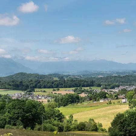 Maison Zen Dans Les Pyrenees Holiday home Coarraze