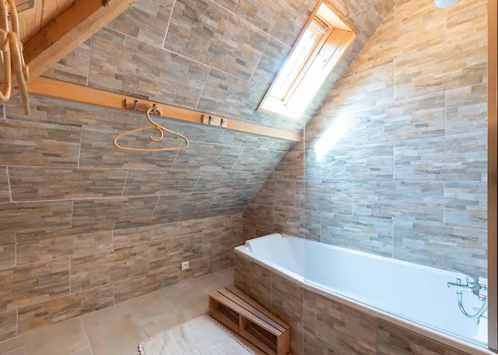 Maison Zen Dans Les Pyrenees Feriehus